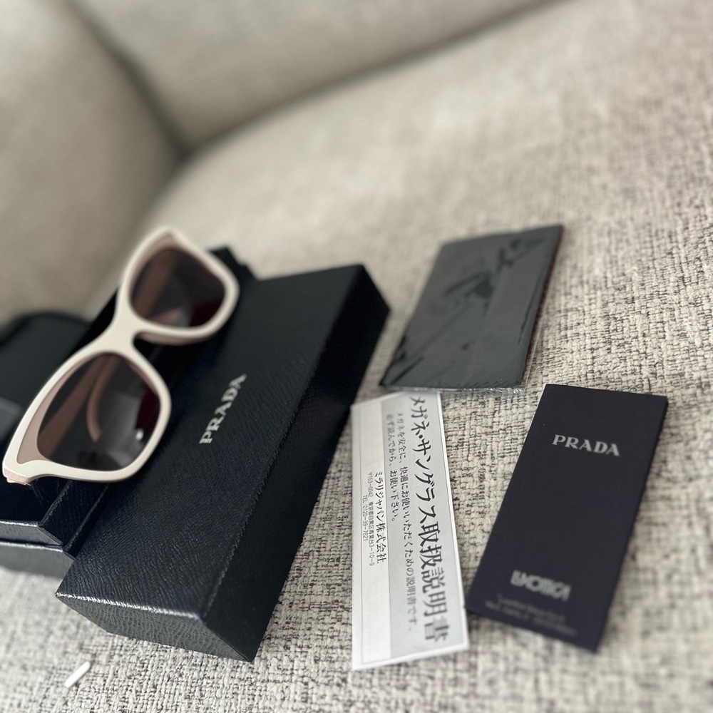 Prada Sunglasses - Picture 8 of 10